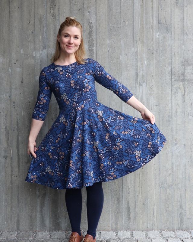 Jerseykjole med sving - Ida Victoria