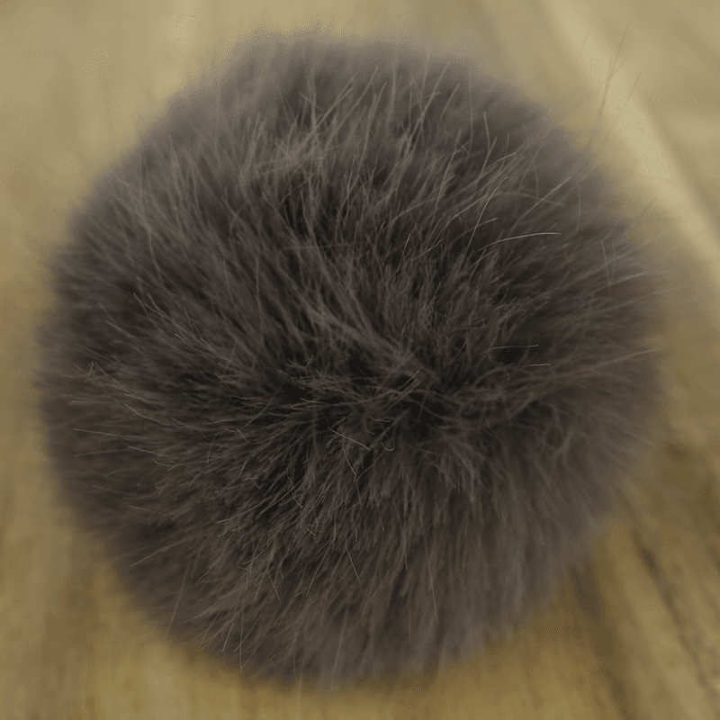 Grå Pelsdusk - 8 cm