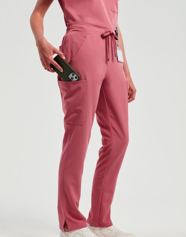 Relentless Women's Onna-stretch Cargo Pants