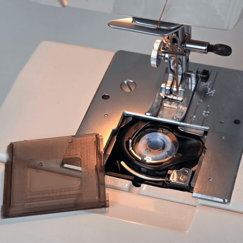 Janome SW-2018E