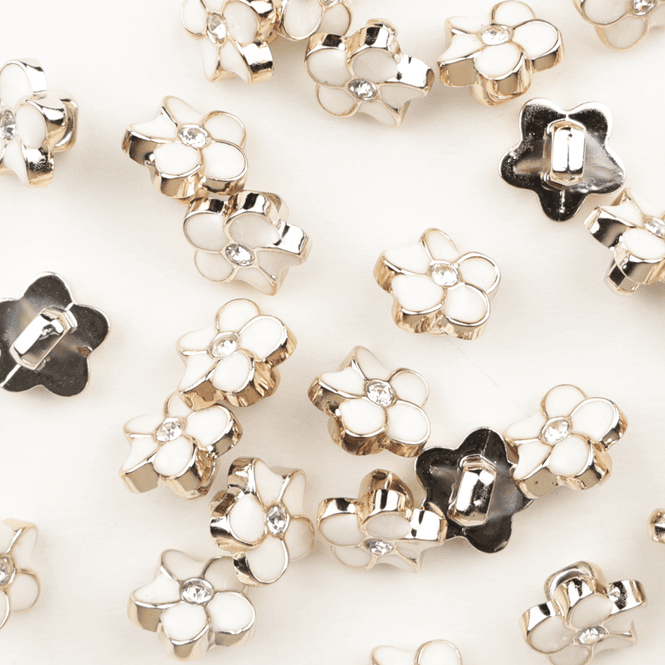 Hovedbilde Petit Flower Hvit - 12 mm Resin Knapp